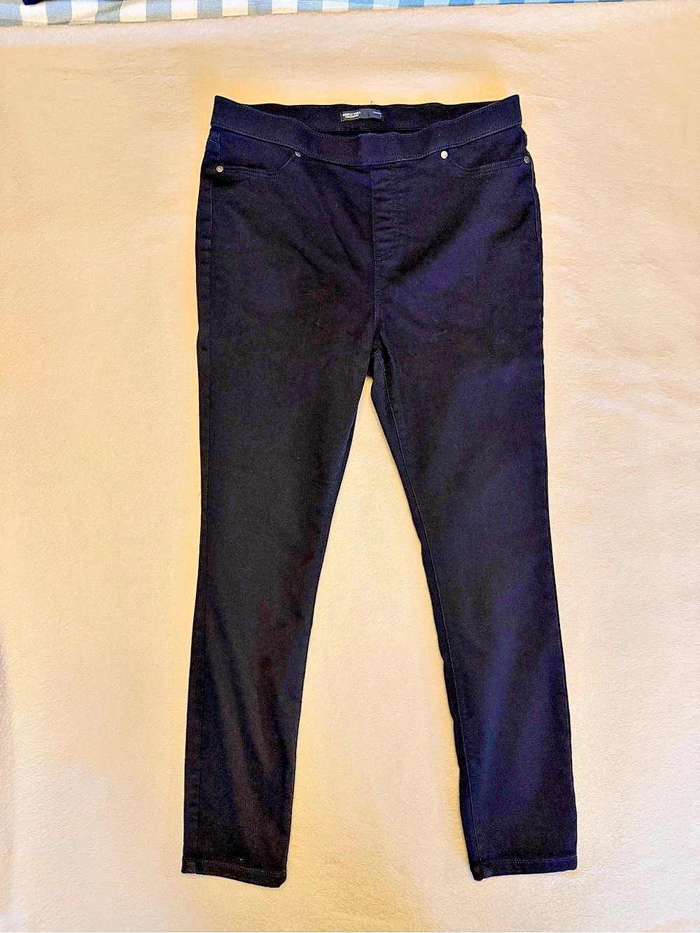 Simply Vera Wang Skinny Pants in Black Size Large